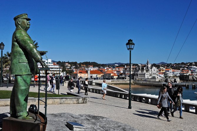 Sintra, Pena, Regaleira, Cabo da Roca & Cascais from Lisbon - What the guide adds to the day