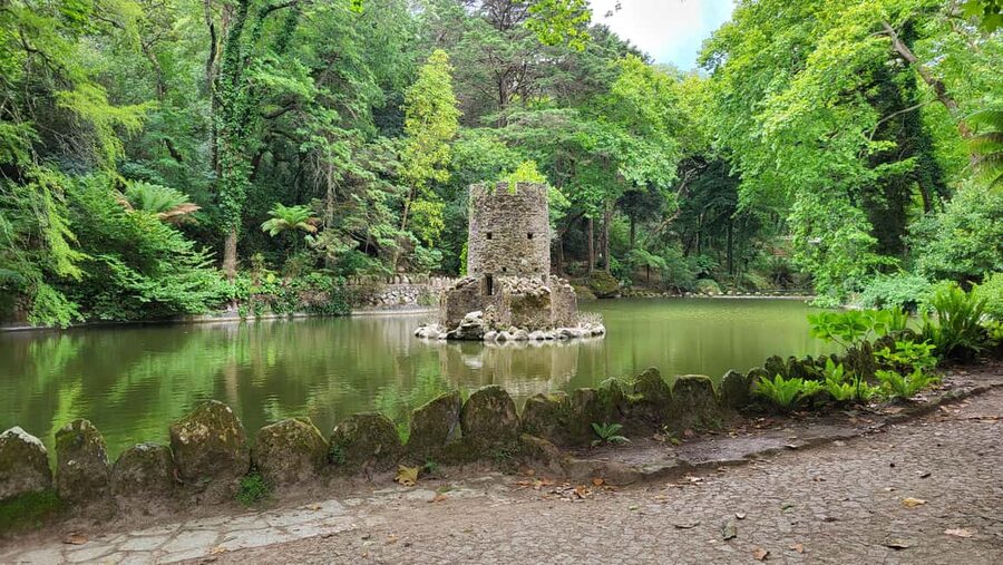 Sintra: Private and Customizable Tour - Why a private car makes Sintra easier