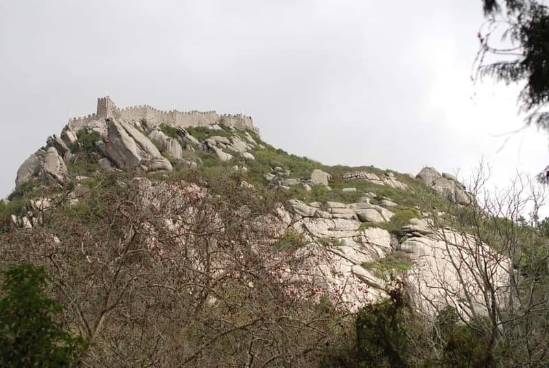 Sintra: Private Half-Day Classic Car or Electric Jeep Tour - What four hours can realistically cover