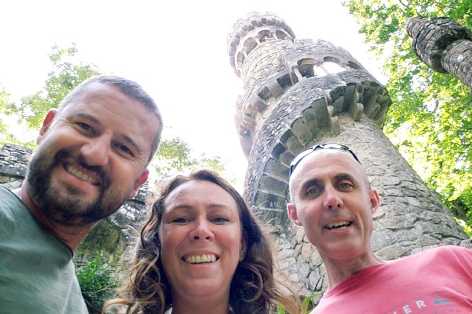 Sintra to Cascais: 2 Palaces, 4 Sites, Small Group 10 Hour Tour - What the guides add