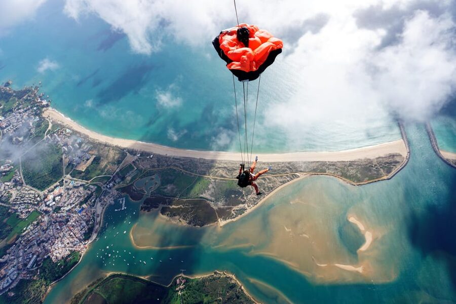 Skydive Algarve: Tandem Skydiving 10.000ft (up to 15.000ft) - Key points at a glance