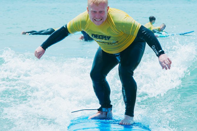 Surf Lesson on Praia de Carcavelos - The meeting point needs extra care