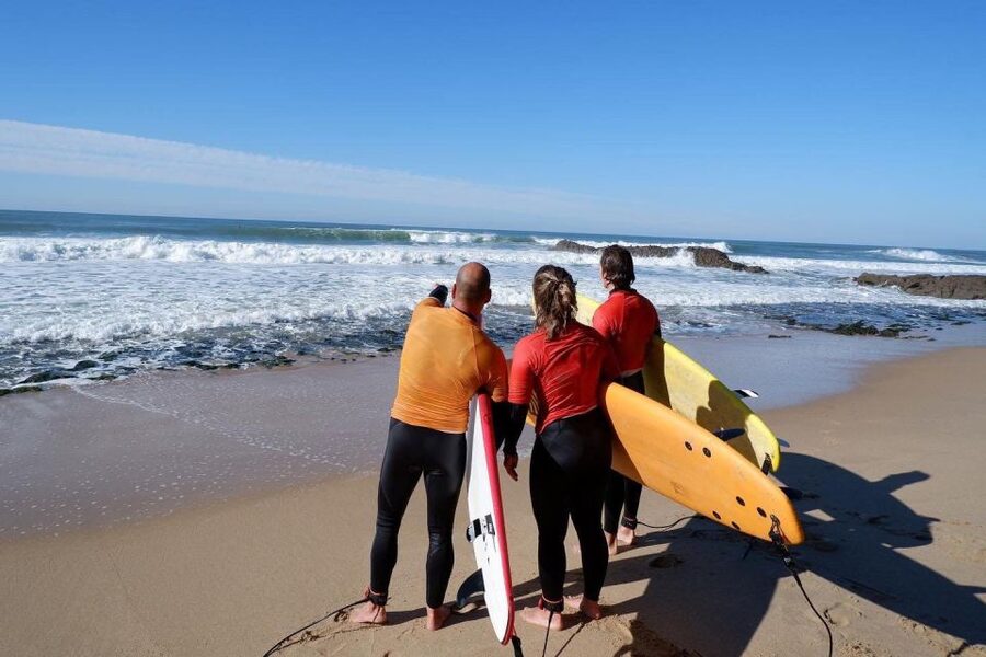 Surfing lessons at Ericeira World Surf Recognized - Choosing the right level