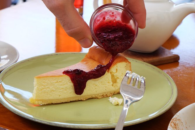 Taste Funchal: food, wine & cultural tour - Four hours of small stops, drinks, and a real meal