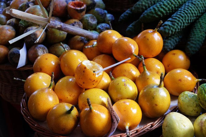 Taste Funchal: food, wine & cultural tour - Walking in Funchal: easy pace, uneven rhythm