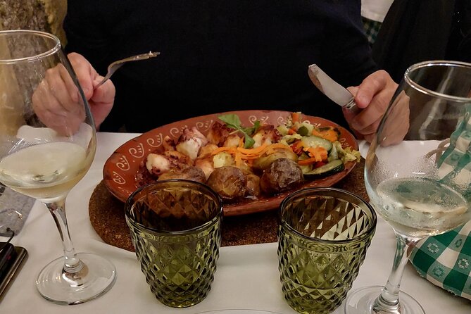 Taste of Porto: The Ultimate Full Meal Portuguese Food Tour - Key points to know before you book