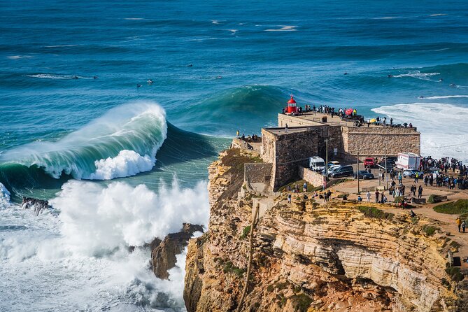 Three Cities in One Day: Porto, Nazare and Obidos from Lisbon - Óbidos: medieval Portugal in 45 minutes