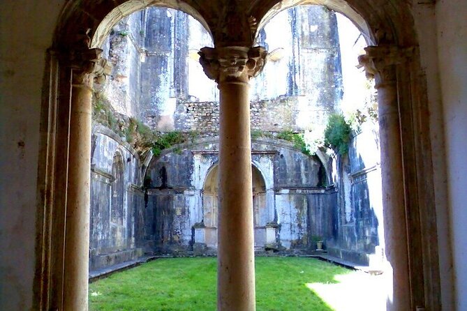Time travel at the Convent of Christ Tomar - Who will get the most from this tour