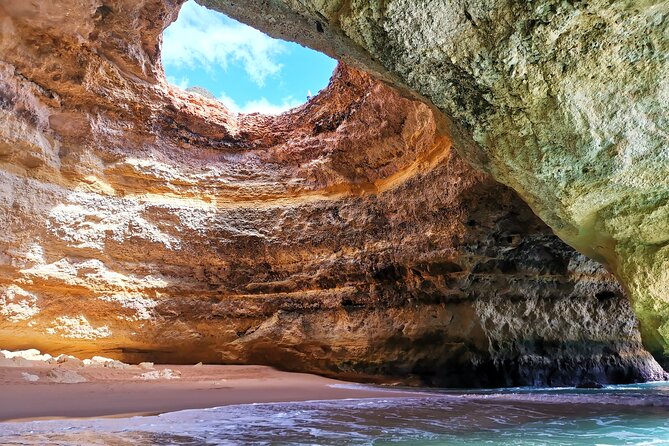 Tour to Benagil Caves and Coastline in Albufeira - Galé, Salgados, and Armação de Pêra