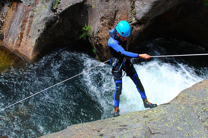 Water Canyoning - Ponte Velha de Castro Laboreiro and the village