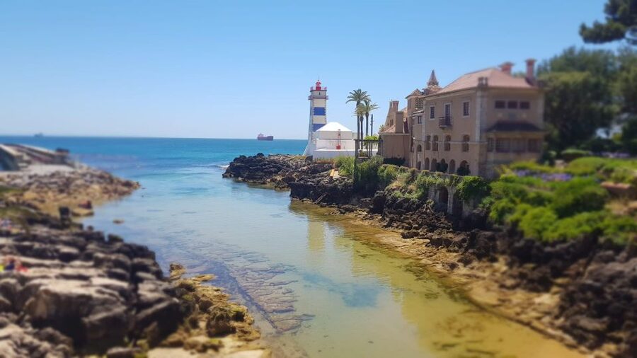 Wonders of Sintra & Cascais Private Tour - Lunch and free time in Sintra
