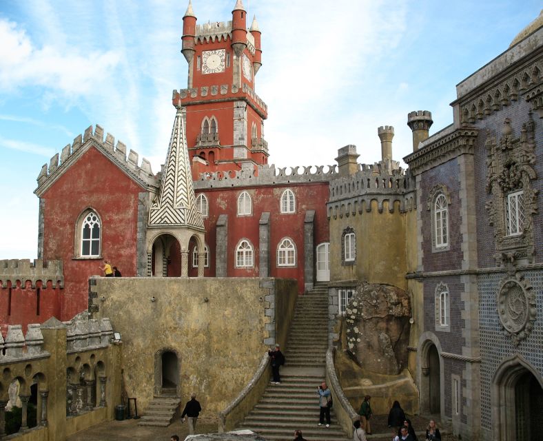 Wonders of Sintra & Cascais Private Tour - Cascais, the final seaside stop